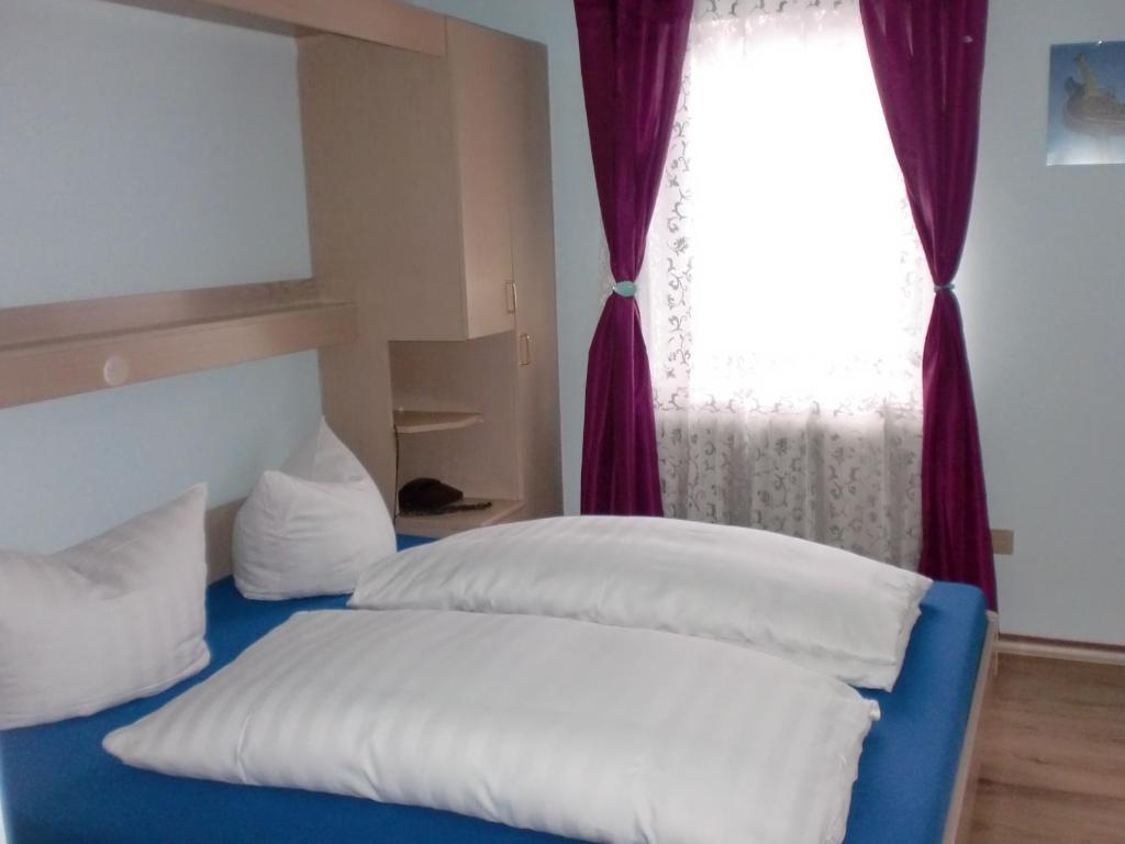 Hotel Sonne Bad Wildbad Room photo