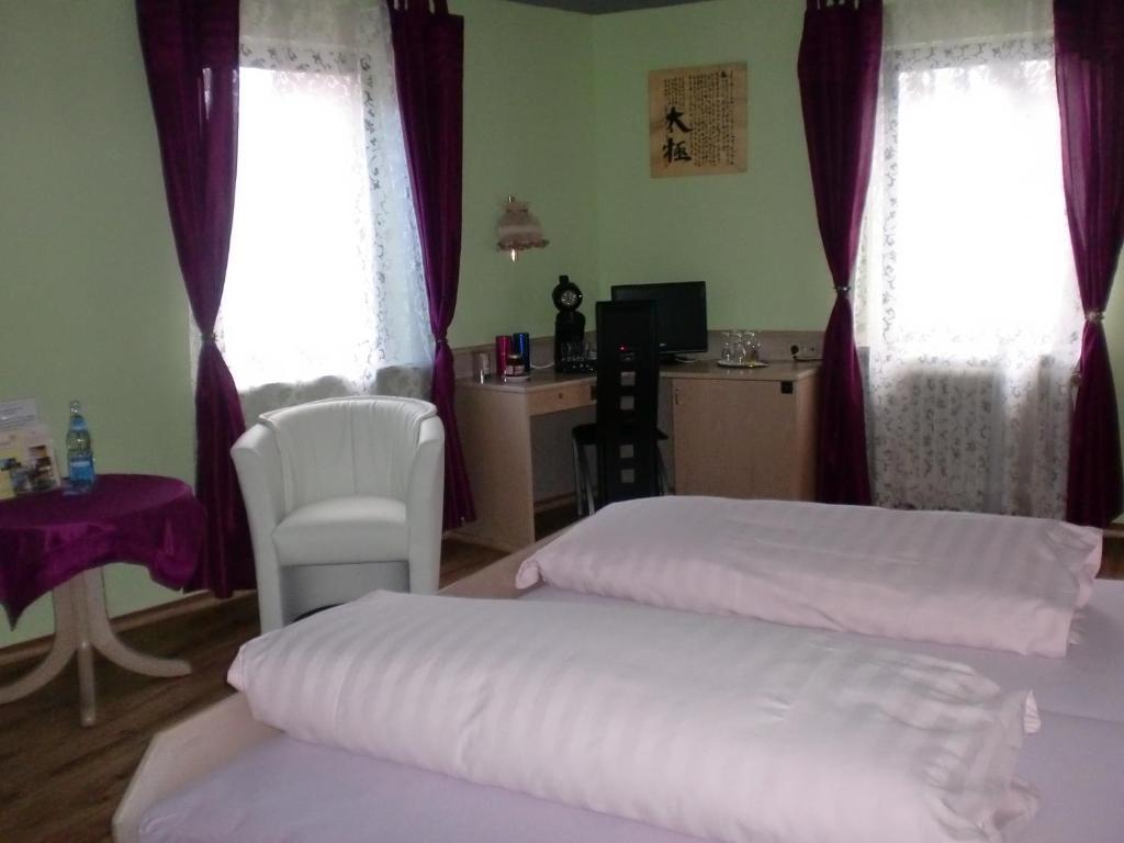 Hotel Sonne Bad Wildbad Room photo