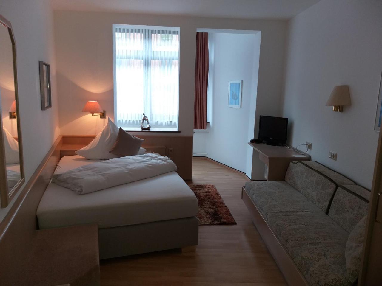 Hotel Sonne Bad Wildbad Exterior photo