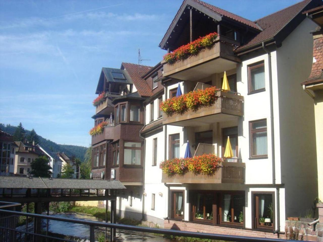 Hotel Sonne Bad Wildbad Exterior photo